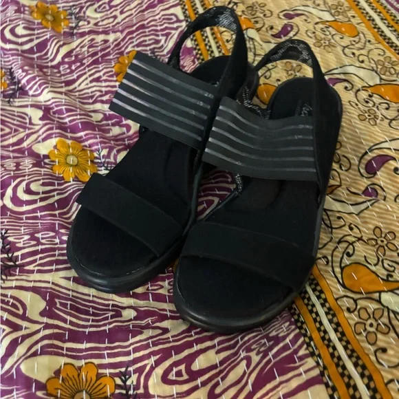 Black Women's Sandals size 8 Skechers - Picture 4 of 6